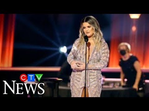 Maren Morris celebrates Black women in country music during speech at the CMAs