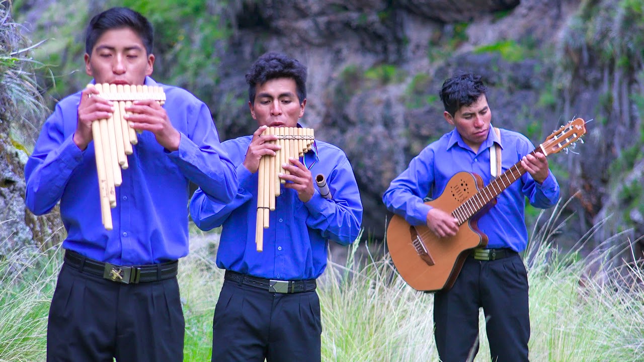 SHELOMI VOL  (01)    Tema:  Dios Está Aquí. Audio y Video Beltran Ttito