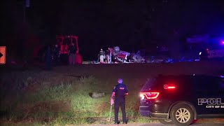 Officials respond to rollover crash in Shawnee