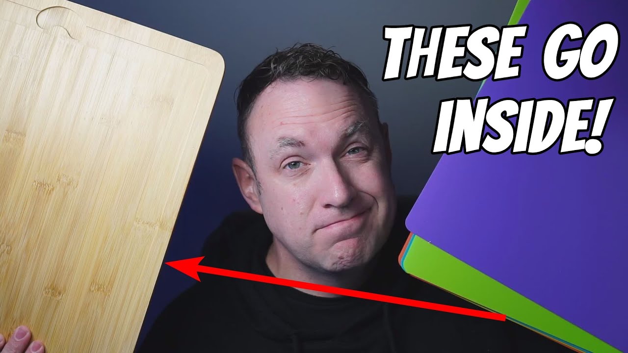 This Bamboo Cutting Board Set has cutting mats inside!