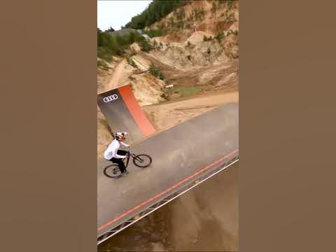 Emil Johansson Slopestyle Bike