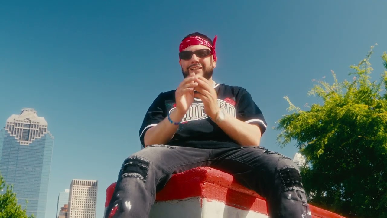 Obejrzyj Jpal - Soltera (officialVideo) w YouTube Obejrzyj Jpal - Soltera (officialVideo) w YouTube