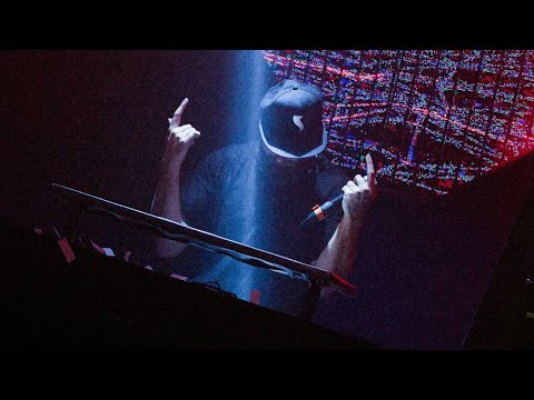 Showtek x Pure Nightclub