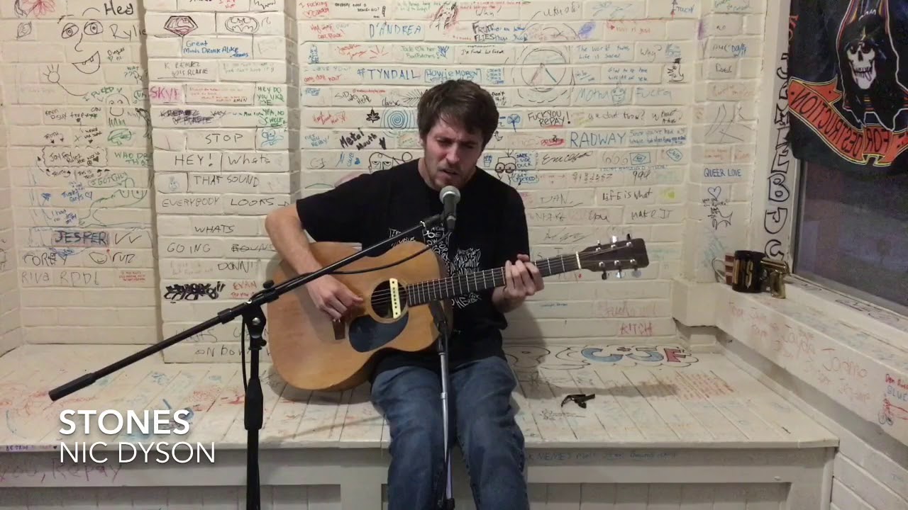 Nic Dyson - Stones (Live @ The Roslyn Sunroom Sessions)