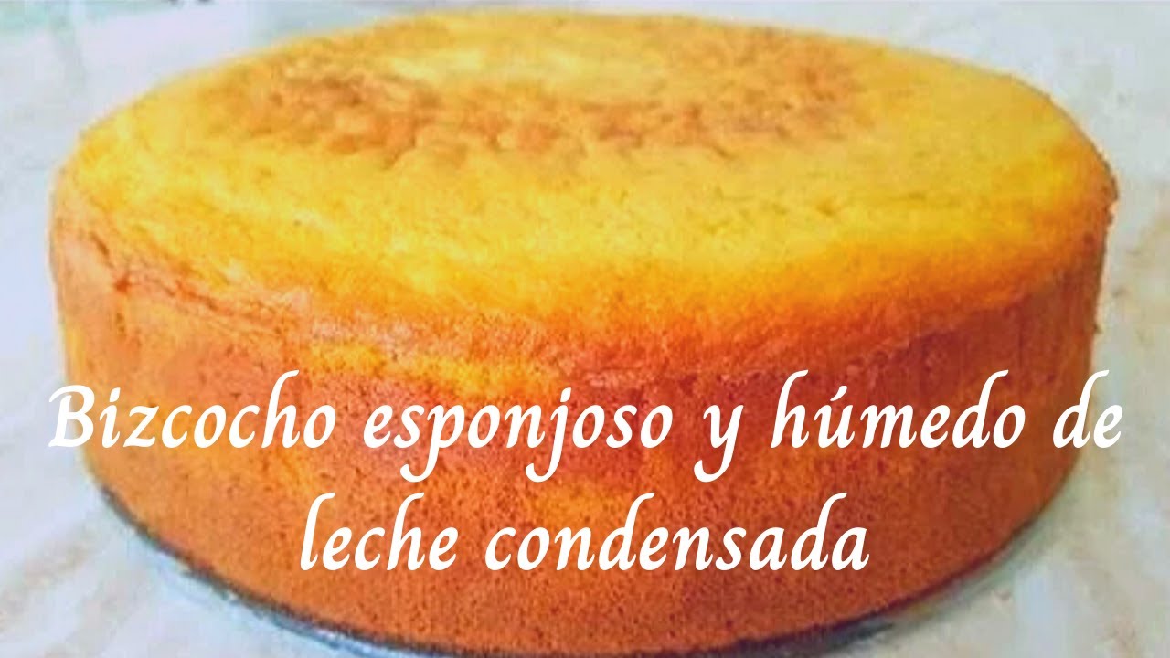 Bizcocho esponjoso y húmedo de leche condensada