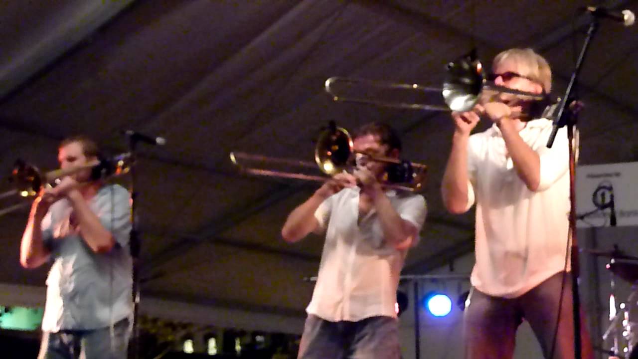 bones 06262010 funkliza cabbagealley