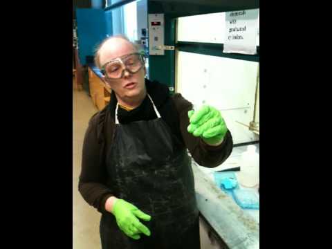 How to prepare a sample for GCMS at Bryn Mawr College