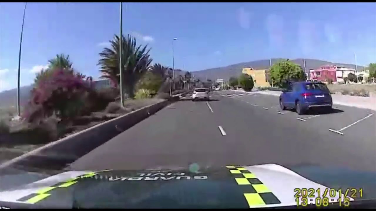 Espectacular persecución de la Guardia Civil por la GC-1