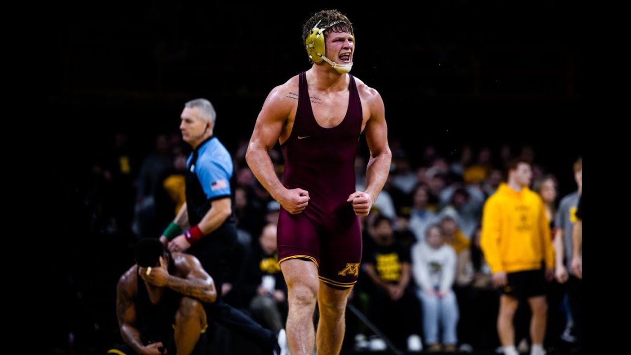 DITV Sports: Minnesota Upsets Iowa for the First Time since 2014