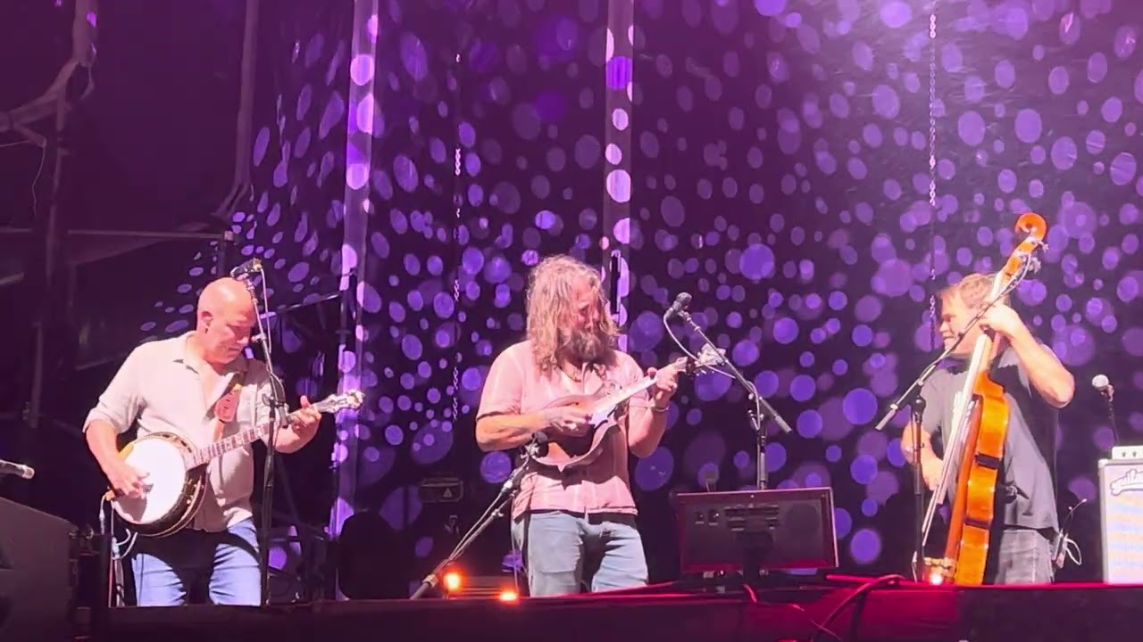 “Never There” (Cake) - Greensky Bluegrass - December 11, 2025 - Strings & Sol - Mexico