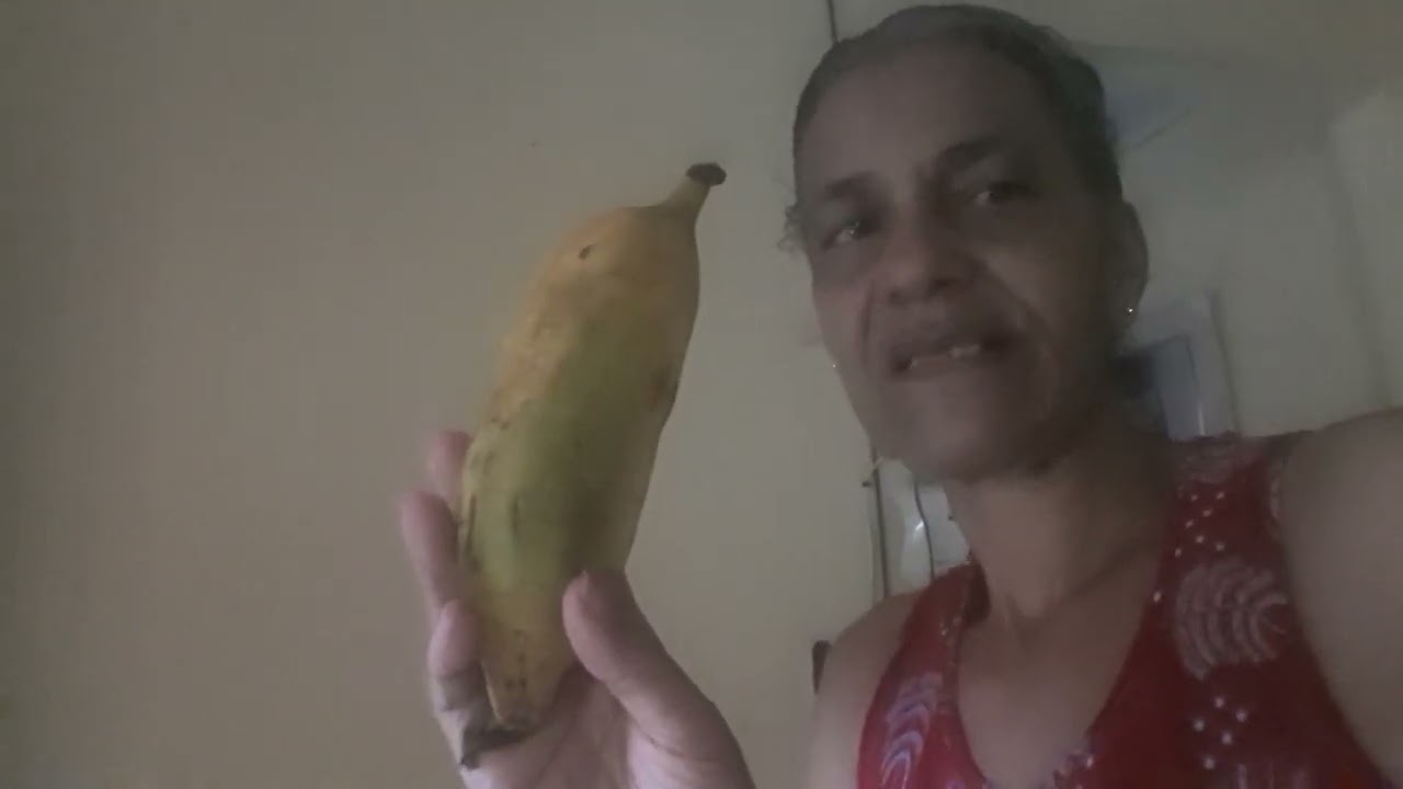 Rosalina e a banana colorida 🍌