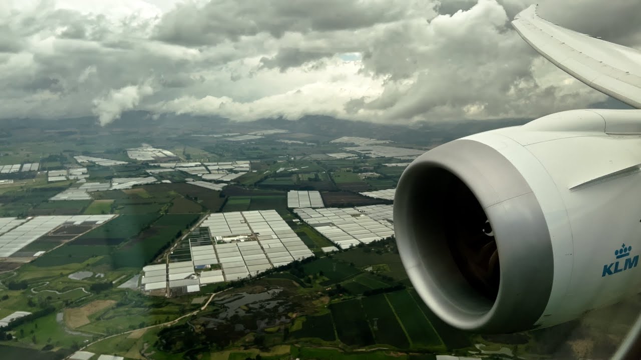 [4K] KLM Boeing 787-10 | Amsterdam to Bogotá! | Cloudy Takeoff & Beautiful Arrival! | KL749