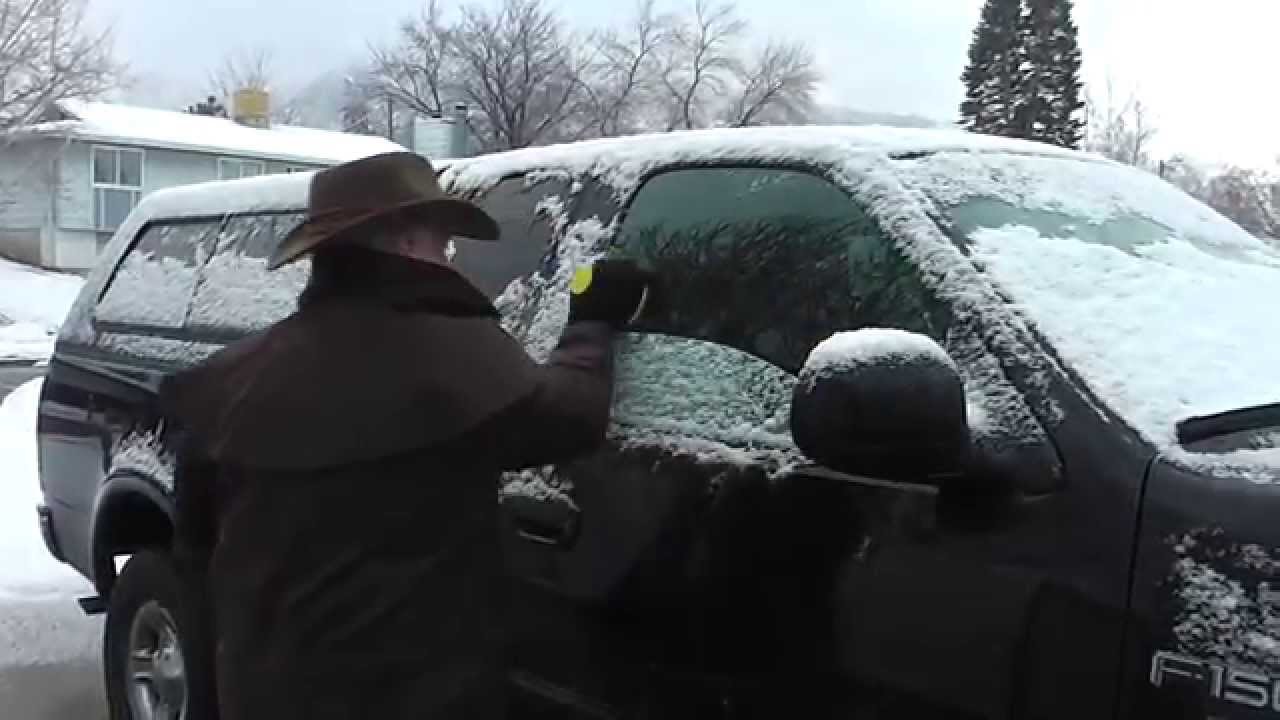 This Ingenious Cone-Shaped Ice Scraper Makes Windshield Scraping