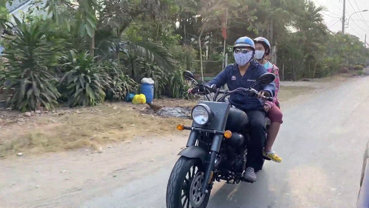 Keeway Blackster 250