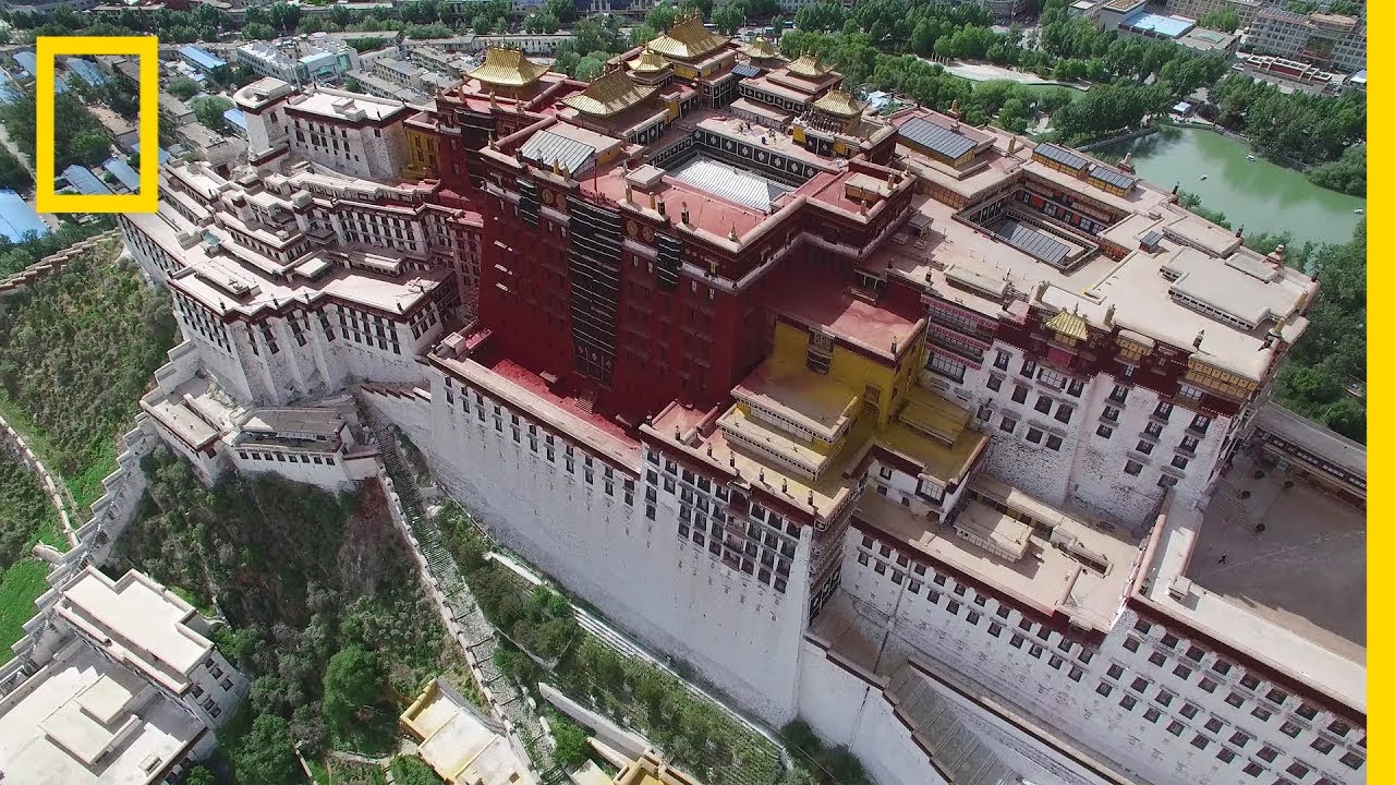 See Potala Palace the Iconic Heart of Tibetan Buddhism  National Geographic