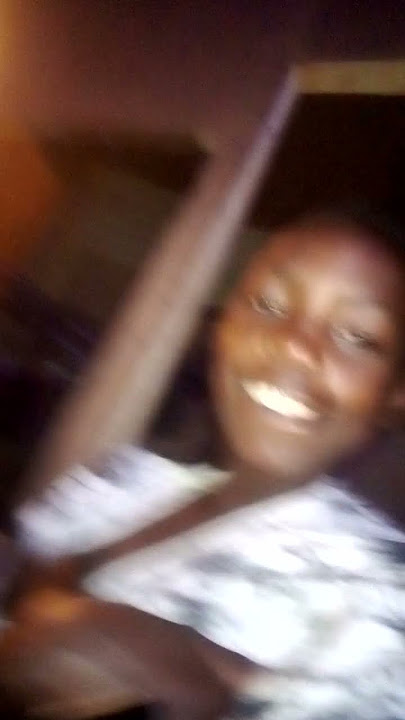 Nyanda shitungu akiwa studio Aki record nyimbo mpya ishokela