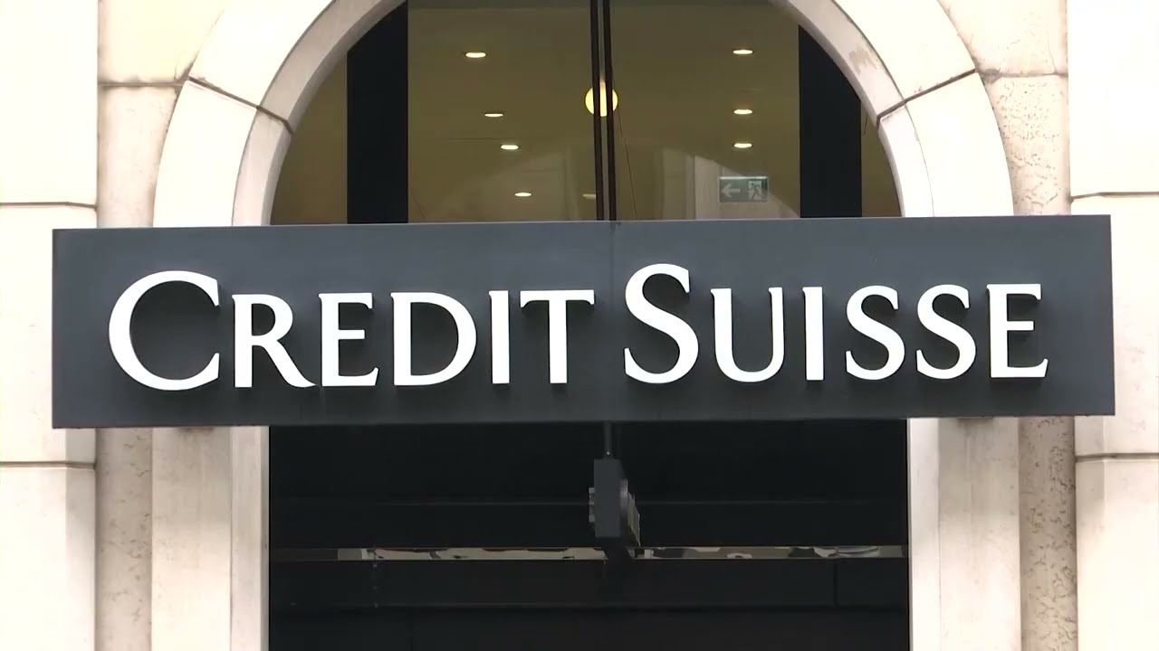 Credit Suisse flags 'material weaknesses' in reporting, outflows not ...