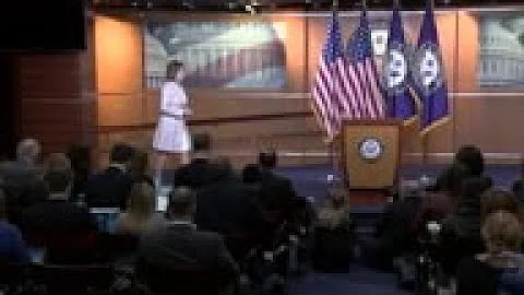 Pelosi: 'Devastated' by death of Elijah Cummings