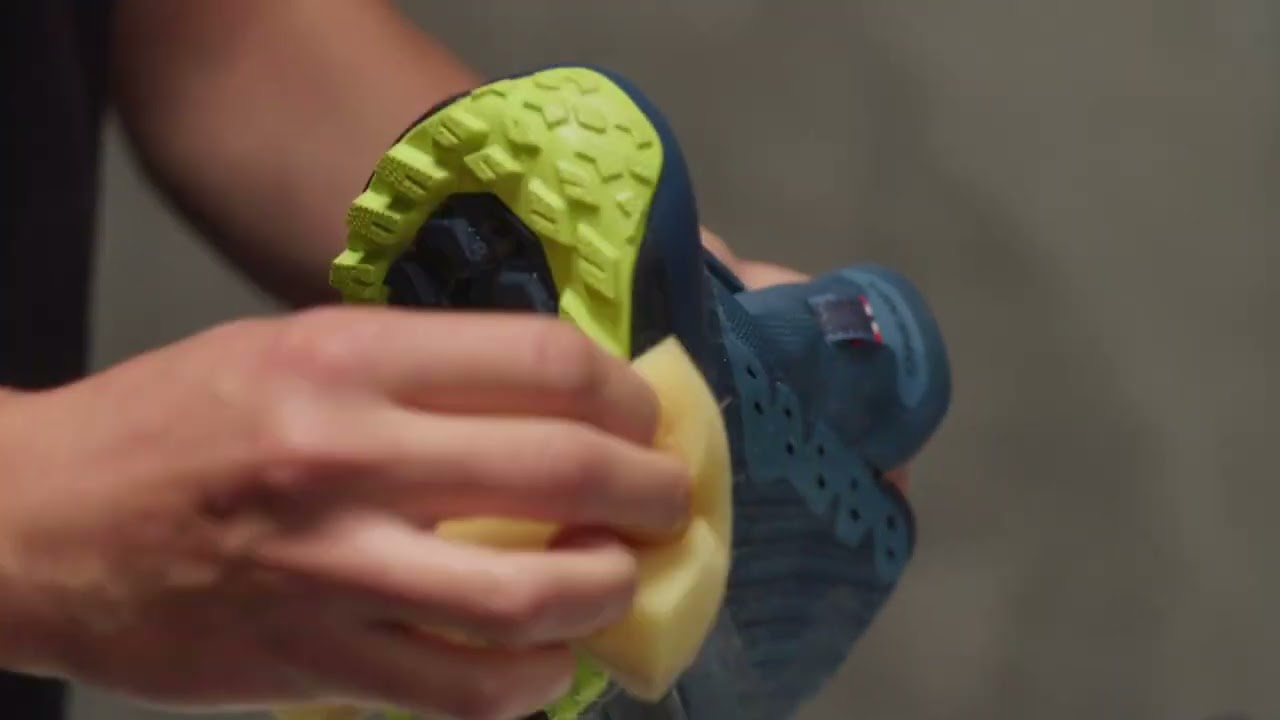 How to wash your Viking GORE-TEX footwear