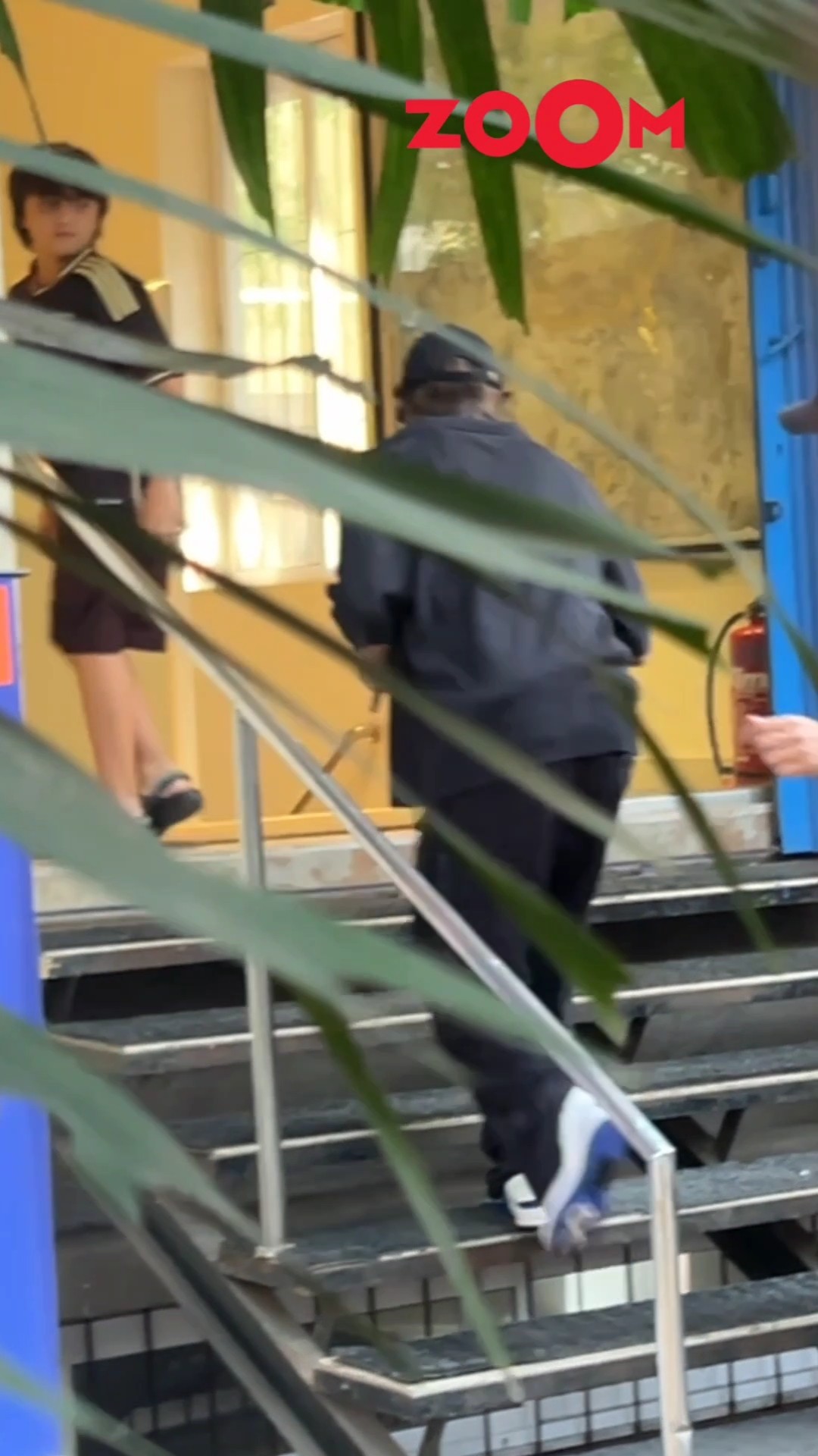 Shah Rukh Khan spotted with son AbRam entering a Clinic in the city #srk #shorts