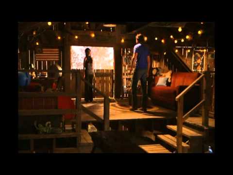 CLARK Y LANA (ULTIMA ESCENA DE LANA LANG) - SMALLVILLE