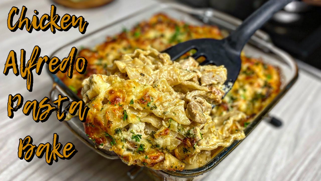 Chicken Alfredo Pasta Bake. I make this for my man and he can’t get enough❗️