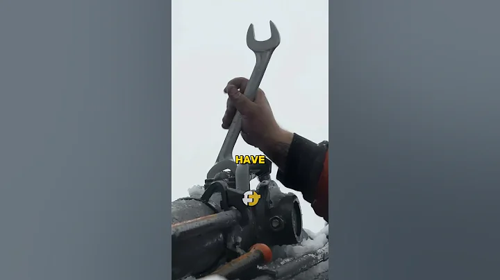 Fingers Going Numb In The Snow – #heavyequipment #mechanic #bluecollar #tools