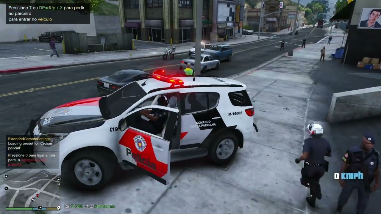 Tentativa de Assalto a uma conveniência, porem a policia frustrou os suspeitos GTA5 VIDA DE POLICIA.