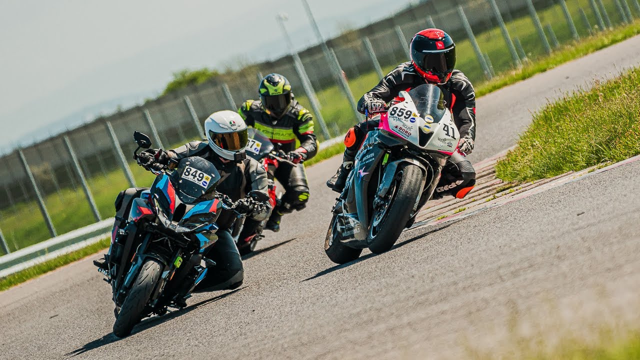 BMW M 1000 XR playing with Sport Bikes
