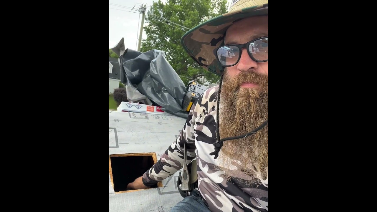 Where&rsquo;s my true roofers at.