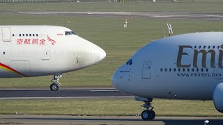 Unique A380 & B747 Meet Each Other Face 2 Face Suparna Boeing 747 Vs Emirates Airbus A380