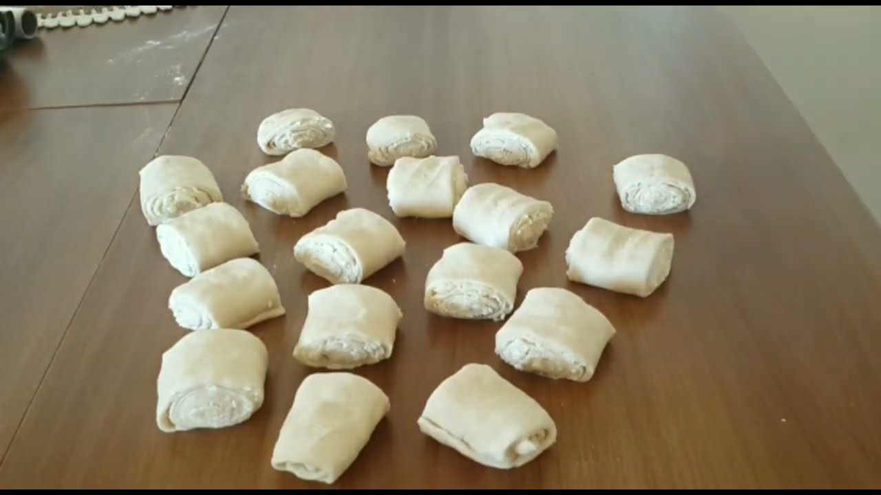 daha önce bu kadar kolay olduğunu biliyordum sadece 2 beze ile kolay poğaça tarifi