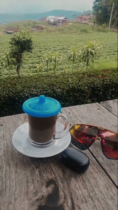 NGOPI DI KEBUN TEH | HALU STORY #shorts  #storyhalu #storyig #storywa