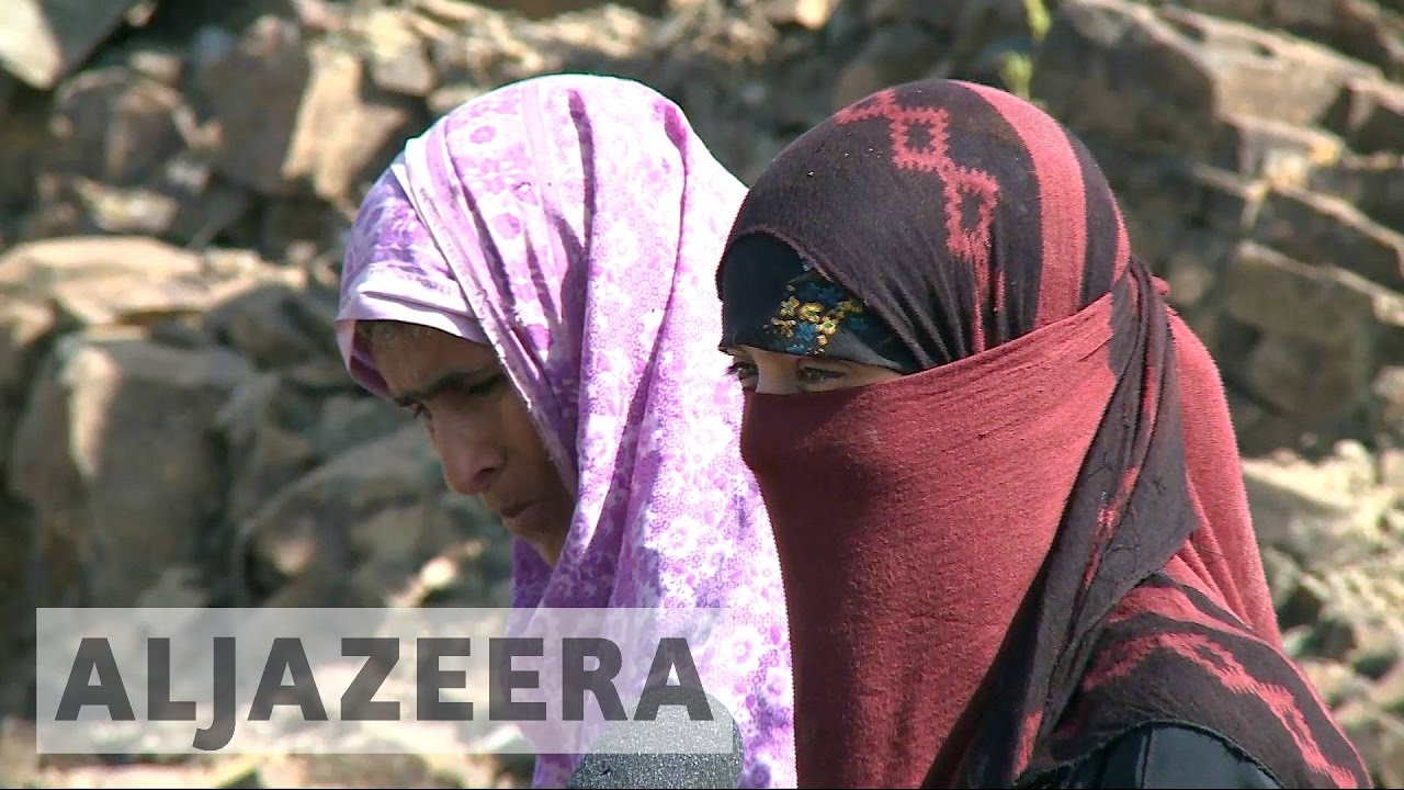 مدنيون يمنيون عالقون في القتال في تعز