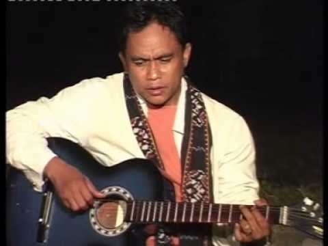 COVER *HITAM PUTIH PERJALANAN* Cipt. Nano Noor *DS-STUDIO*