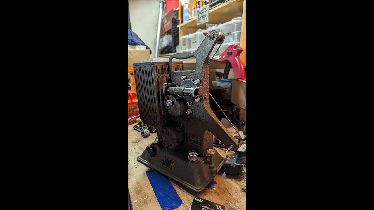 Quick Start-Up - Keystone R-8 8mm Film Projector - YouTube