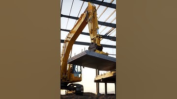 Unbelievable Precision by This Excavator Operator!