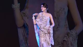 Her moves #bollywood #bollywoodactresses #love #fashion #smile #beauty #janvikapoor