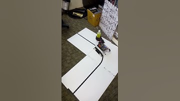 工業 4.0 自動搬運機器人競賽展示影片 01