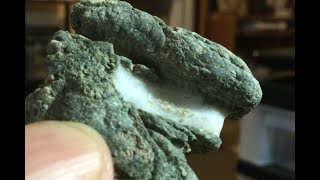 gift stone with gold