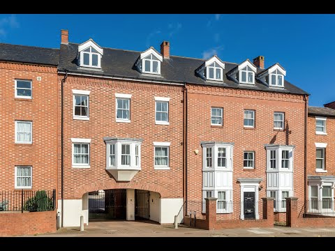 11 Montague House, Stratford-Upon-Avon