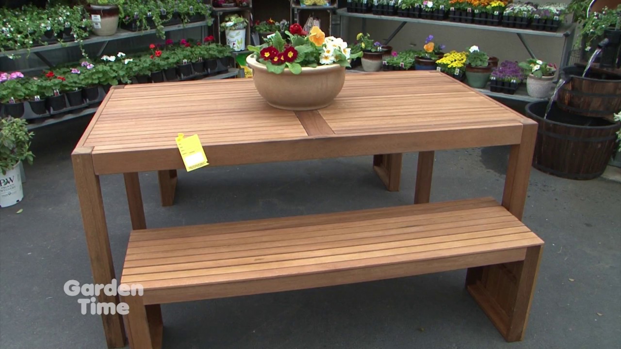 Coastal Outdoor Living