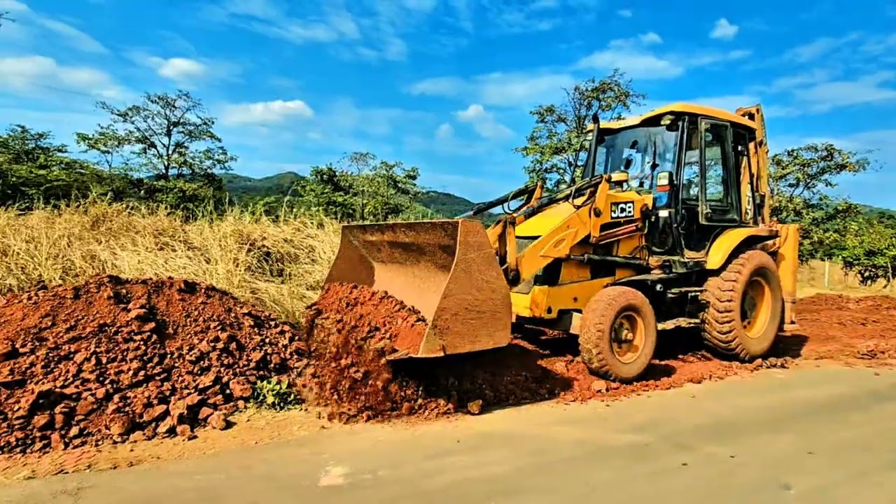JCB Road Leveling Work | Mitti Barabar Karne Ka Powerful Scene