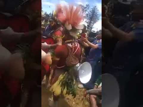 Hela String Band - Papua New Guinea (PNG) - YouTube