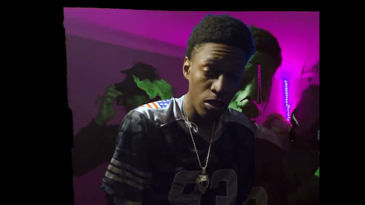 Guarda Sneezo Quixk - GO Prod.DotDot (Official Music Video) su YouTube Guarda Sneezo Quixk - GO Prod.DotDot (Official Music Video) su YouTube