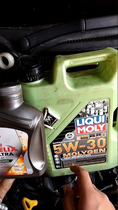 Understanding engine oils (5W30 Vs 5W40) #shorts #short #fyp - YouTube