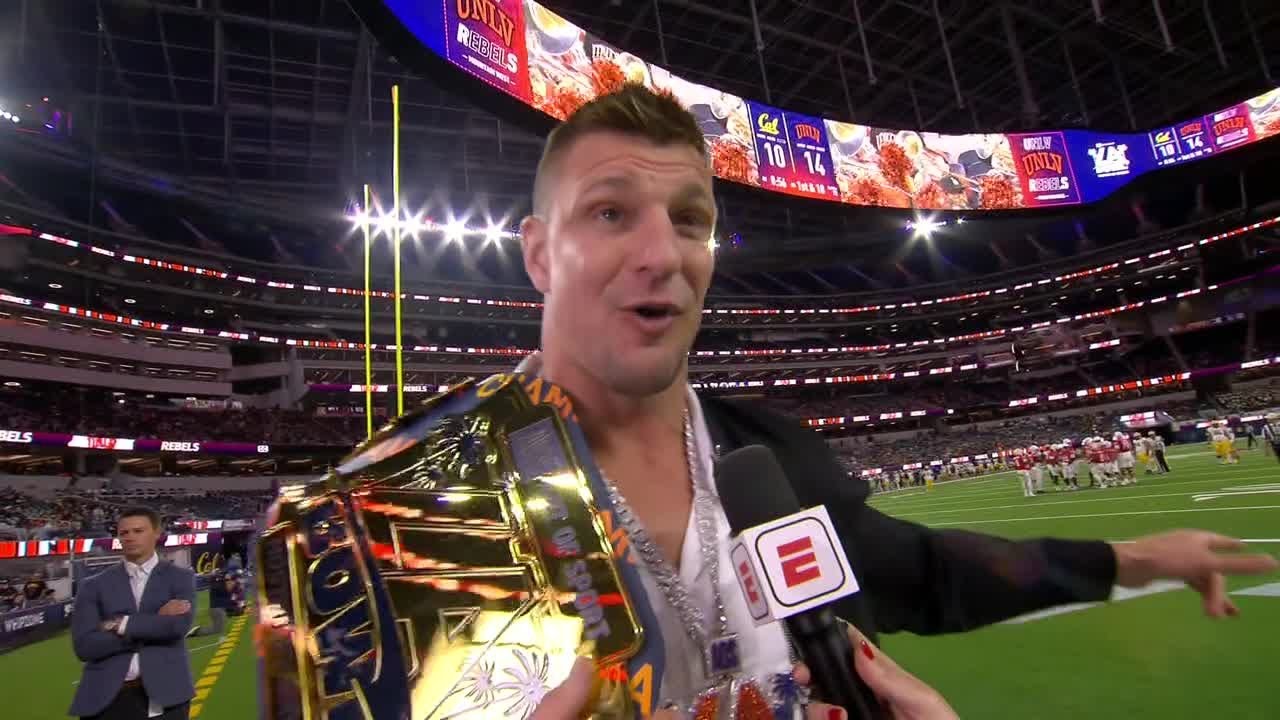 WATCH: 'I'm a recruiter' 🤣 Rob Gronkowski speaks on Bill Belichick becoming UNC's head coach | ESPN CFB