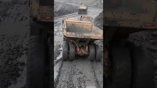 ￼ #DangerousRoad #TruckOnCliff #CrazyDriving #CliffEdge #ScaryDrive  #ExtremeDriving #ViralTruck