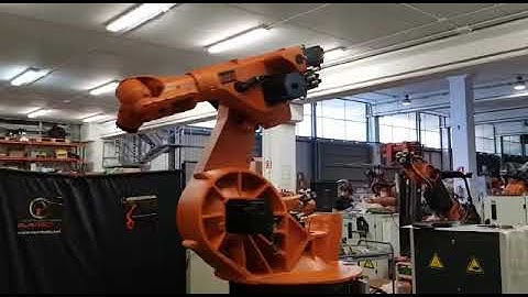 KUKA KR30/2 controller krc2 ed.05 in EUROBOTS