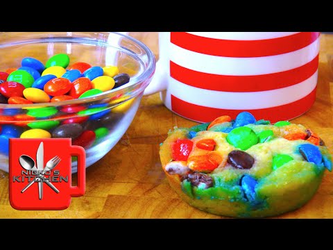 m&ms-cookie-in-a-mug---video-recipe